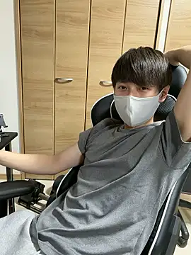 Snapshot of jiji9253 chatting on 04-05-26, 01:19 jiji9253 online show from 04-05-26, 01:19