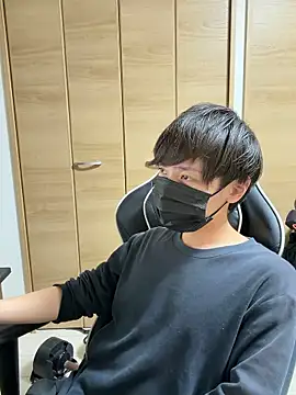 Snapshot of jiji9253 chatting on 04-14-26, 12:22 jiji9253 online show from 04-14-26, 12:22