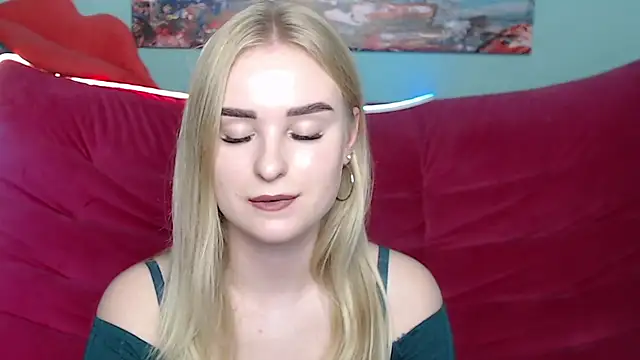 SofySofty online show from 10-26-25, 05:52