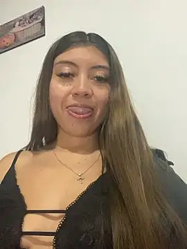 Sara-cooper2 online show from 01-14-26, 12:05