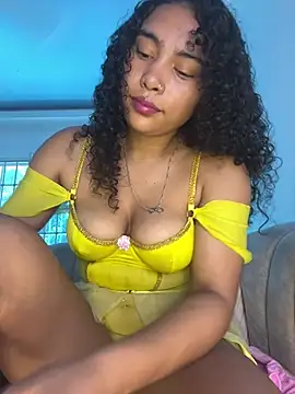 Snapshot of SophieD chatting on 05-31-26, 07:59 SophieD online show from 05-31-26, 07:59