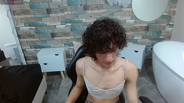 Chipi tay online show from 11-24-25, 07:13