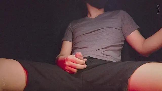 Snapshot of rexxcam chatting on 11-25-25, 05:24 rexxcam online show from 11-25-25, 05:24