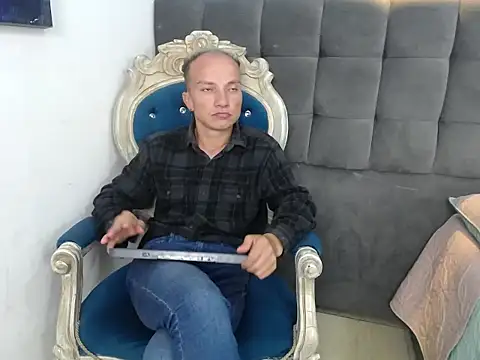 DaddyPoweer online show from 10-15-25, 12:22