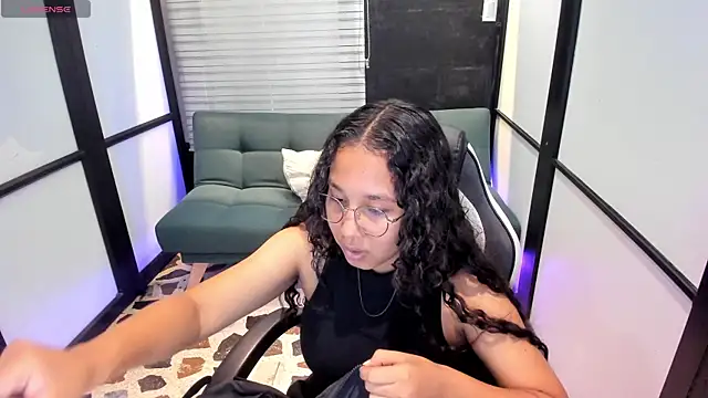 Noahsmitth  online show from 09-30-25, 07:52