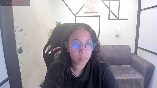 Noahsmitth  online show from 10-04-25, 08:07