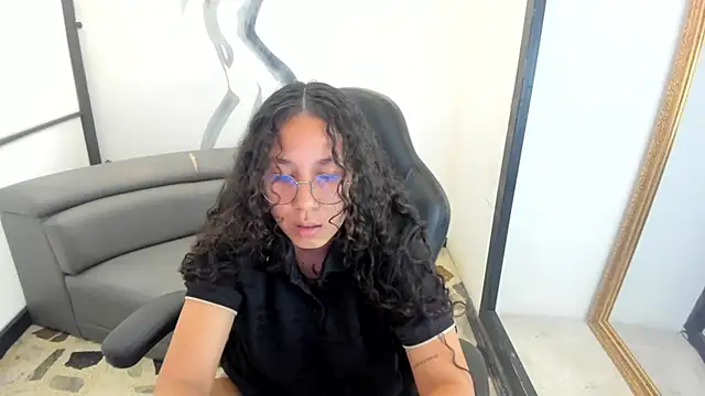 Noahsmitth  online show from 10-07-25, 07:49