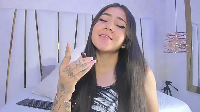 bonnie sm online show from 09-25-25, 07:17