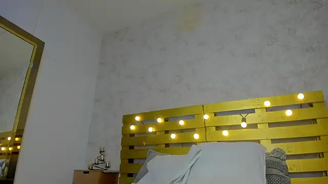 bonnie sm online show from 11-23-25, 07:02