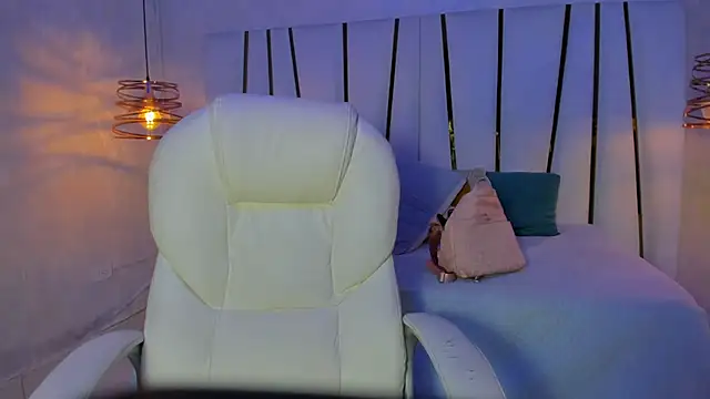 bonnie sm online show from 01-18-26, 07:06