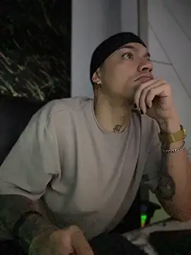 AlphaMasterXxx online show from 11-09-25, 07:06