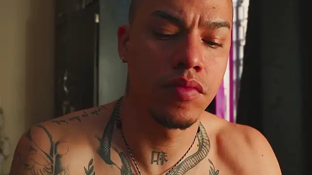 AlphaMasterXxx online show from 03-27-26, 03:56