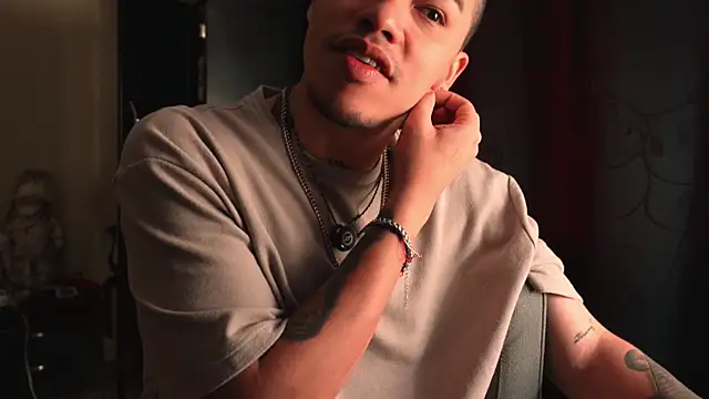 AlphaMasterXxx online show from 04-02-26, 02:15