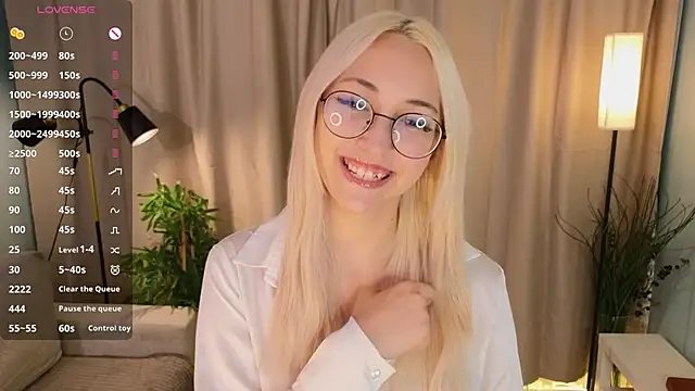 Snapshot of Marry_sharp chatting on 09-27-25, 09:09 Marry sharp online show from 09-27-25, 09:09