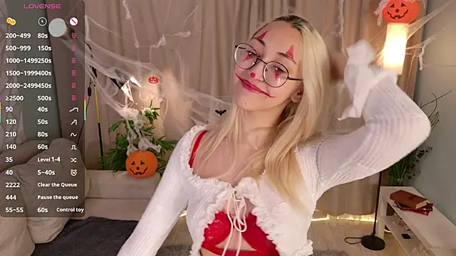 Snapshot of Marry_sharp chatting on 10-31-25, 09:05 Marry sharp online show from 10-31-25, 09:05