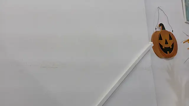 Lizbeth Rouse online show from 11-01-25, 11:34