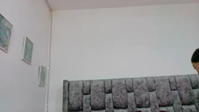 Lizbeth Rouse online show from 11-28-25, 03:25