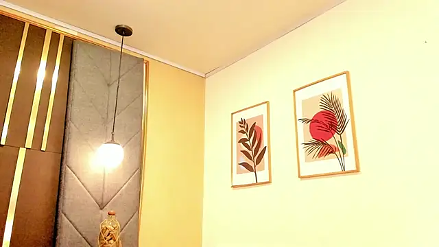 Snapshot of OliviGrace chatting on 01-05-26, 10:13 OliviGrace online show from 01-05-26, 10:13