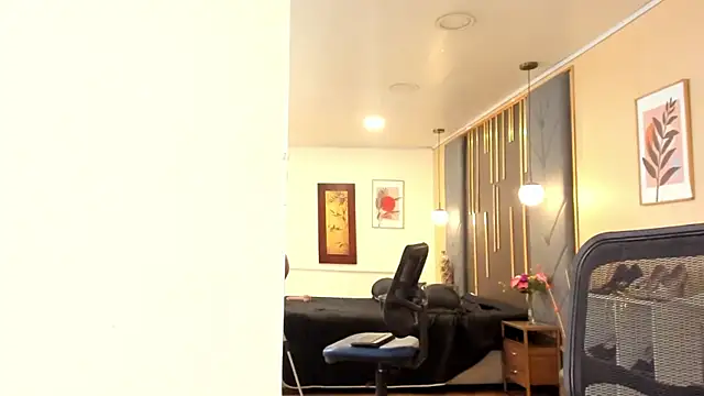 Snapshot of OliviGrace chatting on 03-06-26, 09:11 OliviGrace online show from 03-06-26, 09:11