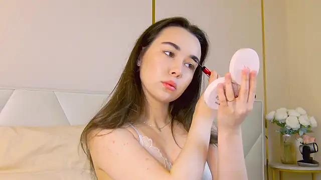 MiaMarlow online show from 11-20-25, 09:14