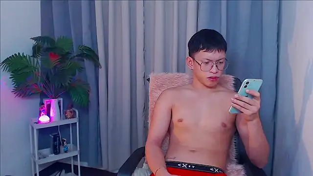 pinkcock froi2305 online show from 09-21-25, 04:36