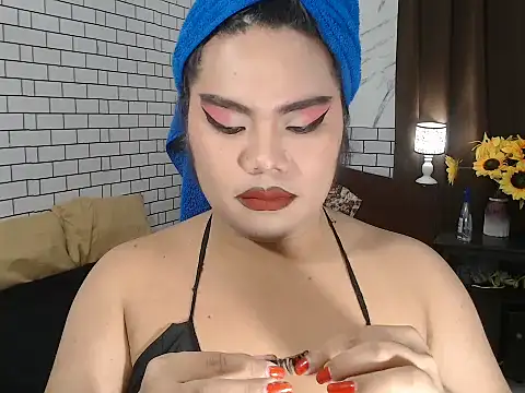 Snapshot of TSbrianaHugeCock chatting on 09-21-25, 10:55 TSbrianaHugeCock online show from 09-21-25, 10:55