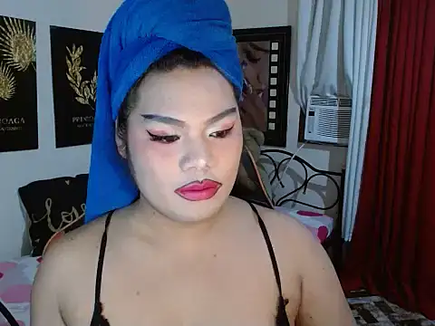 Snapshot of TSbrianaHugeCock chatting on 11-10-25, 01:10 TSbrianaHugeCock online show from 11-10-25, 01:10