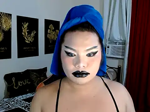 Snapshot of TSbrianaHugeCock chatting on 12-02-25, 02:45 TSbrianaHugeCock online show from 12-02-25, 02:45