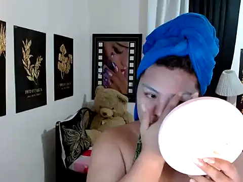 TSbrianaHugeCock online show from 04-13-26, 02:11