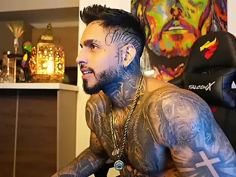 Snapshot of logan_hugh8 chatting on 10-07-25, 05:26 logan hugh8 online show from 10-07-25, 05:26