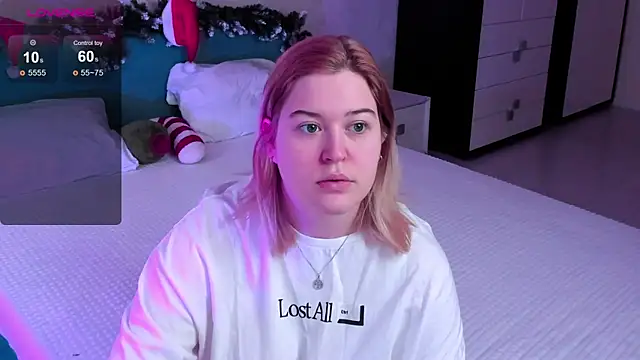 Snapshot of HelenHartt chatting on 01-11-26, 01:43 HelenHartt online show from 01-11-26, 01:43