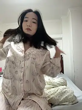 luluya1314 online show from 06-14-26, 05:53