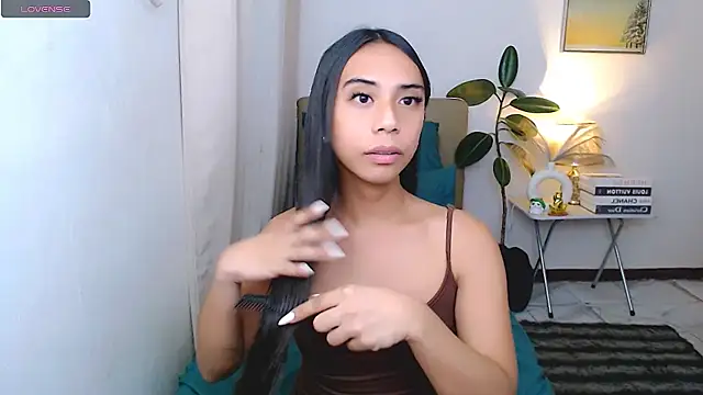 Snapshot of scarlet_smith7 chatting on 06-25-26, 01:16 scarlet smith7 online show from 06-25-26, 01:16