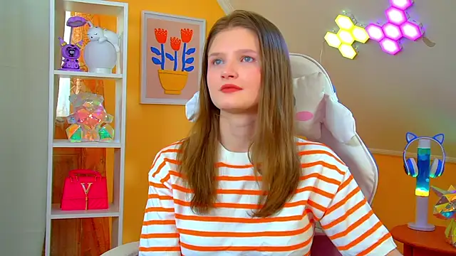 JaneRosen online show from 04-18-26, 06:39