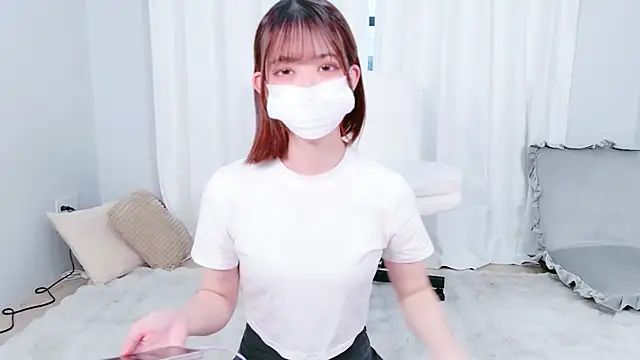 Snapshot of NANA_chan_1 chatting on 11-13-25, 05:17 NANA chan 1 online show from 11-13-25, 05:17