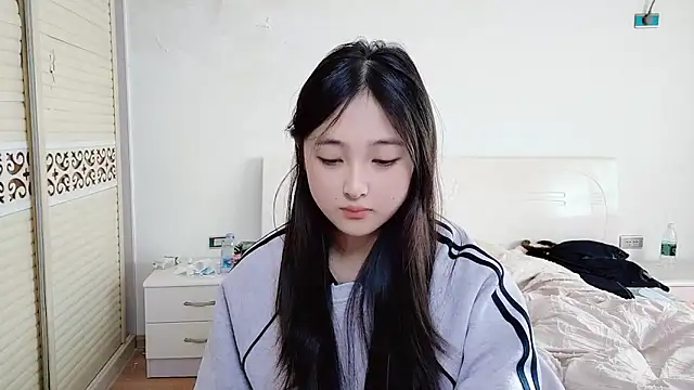 Snapshot of xxz98 chatting on 12-14-25, 07:58 xxz98 online show from 12-14-25, 07:58