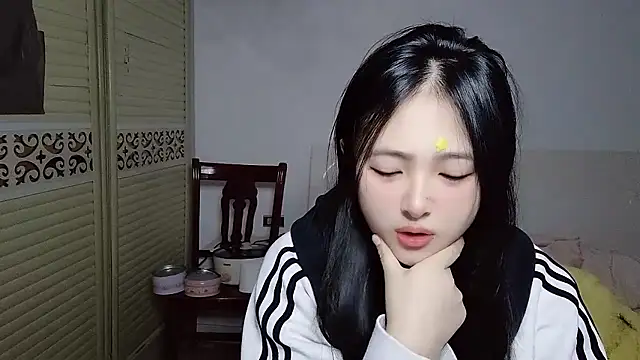 Snapshot of xxz98 chatting on 01-11-26, 05:40 xxz98 online show from 01-11-26, 05:40