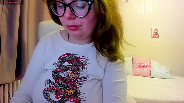 MilisaSweet777 online show from 04-17-26, 08:12