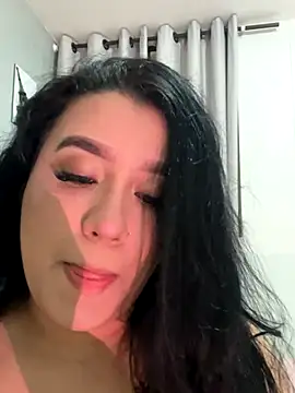 Aliciawhitee online show from 10-27-25, 02:04