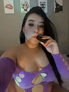 Aliciawhitee online show from 03-12-26, 02:18