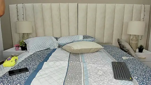 college muscle ass1 online show from 10-13-25, 06:19