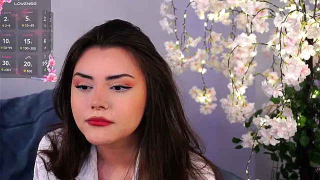 Snapshot of MerlynDinovo chatting on 11-18-25, 08:52 MerlynDinovo online show from 11-18-25, 08:52