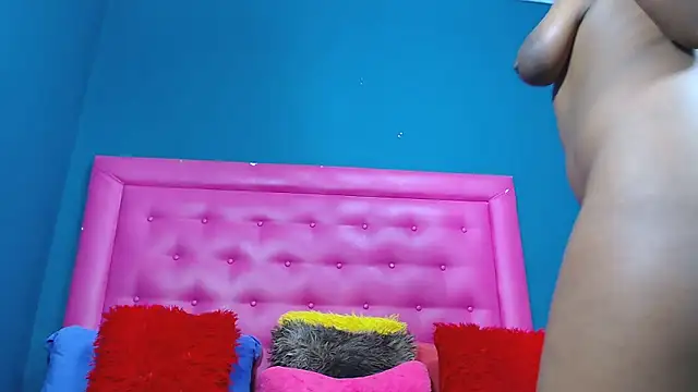 LoloQueen5 online show from 02-13-26, 03:41