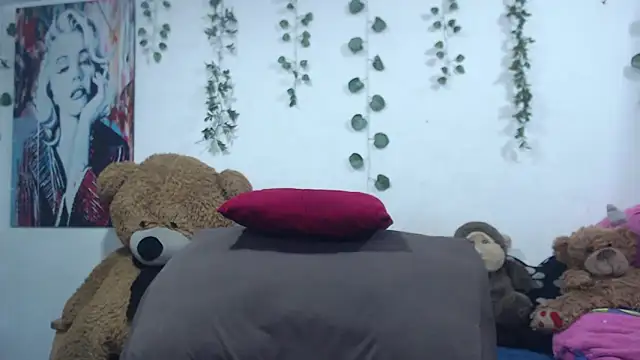 Snapshot of Samanta_milf84 chatting on 02-03-26, 11:32 Samanta milf84 online show from 02-03-26, 11:32