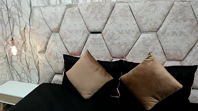 Snapshot of EXOTIC_EBONY_ chatting on 10-10-25, 07:02 EXOTIC EBONY online show from 10-10-25, 07:02