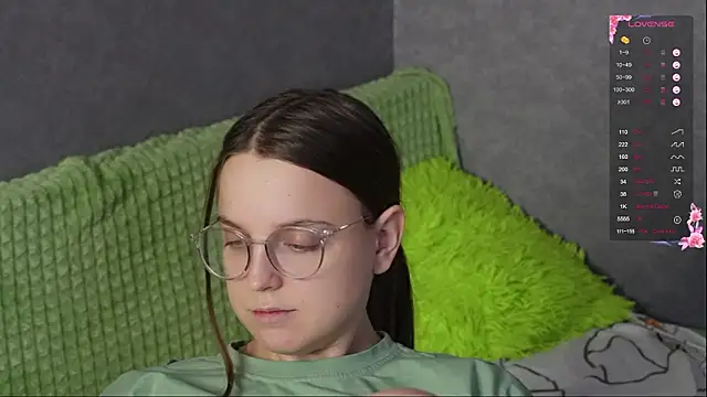 Violetwin online show from 02-26-26, 11:31