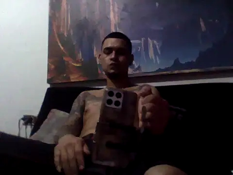 Snapshot of gaeldavid chatting on 10-29-25, 11:17 gaeldavid online show from 10-29-25, 11:17