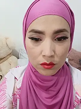 Snapshot of jamila_zair chatting on 05-22-26, 03:39 jamila zair online show from 05-22-26, 03:39