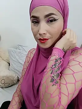 Snapshot of jamila_zair chatting on 07-04-26, 10:27 jamila zair online show from 07-04-26, 10:27
