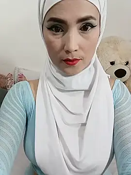Snapshot of jamila_zair chatting on 07-16-26, 03:18 jamila zair online show from 07-16-26, 03:18